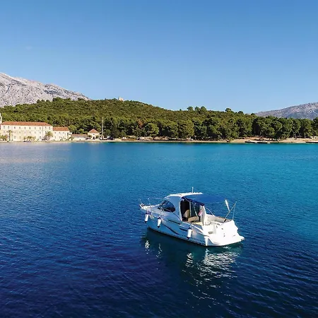 One-bedroom In * Potomje