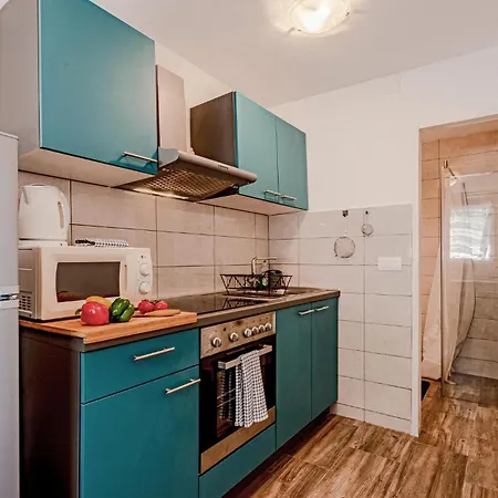 Feriehus One-bedroom In Potomje